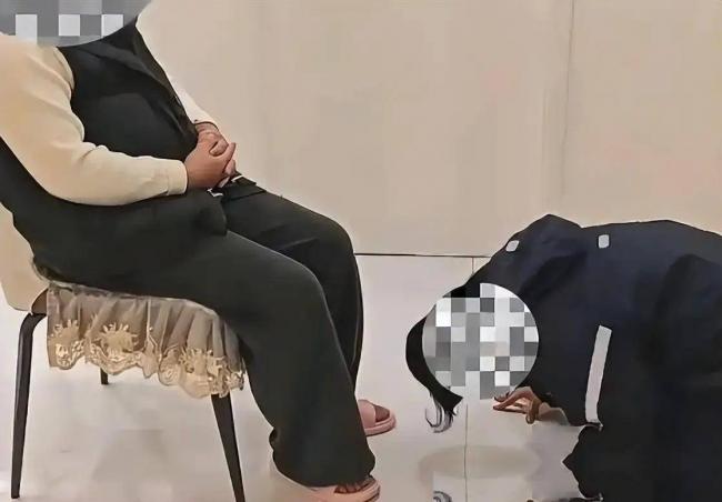 生日聚会，最中式恐怖的一幕正逼疯中国孩子