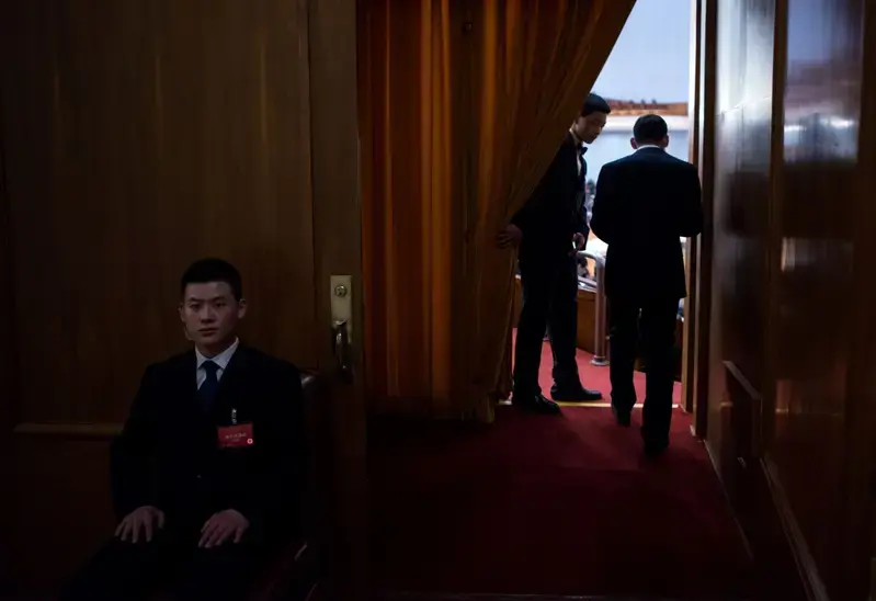 最近两周,中共官场出现三大反常现象